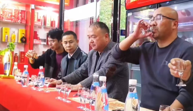 国台酒在固始举办老友会活动受赞誉